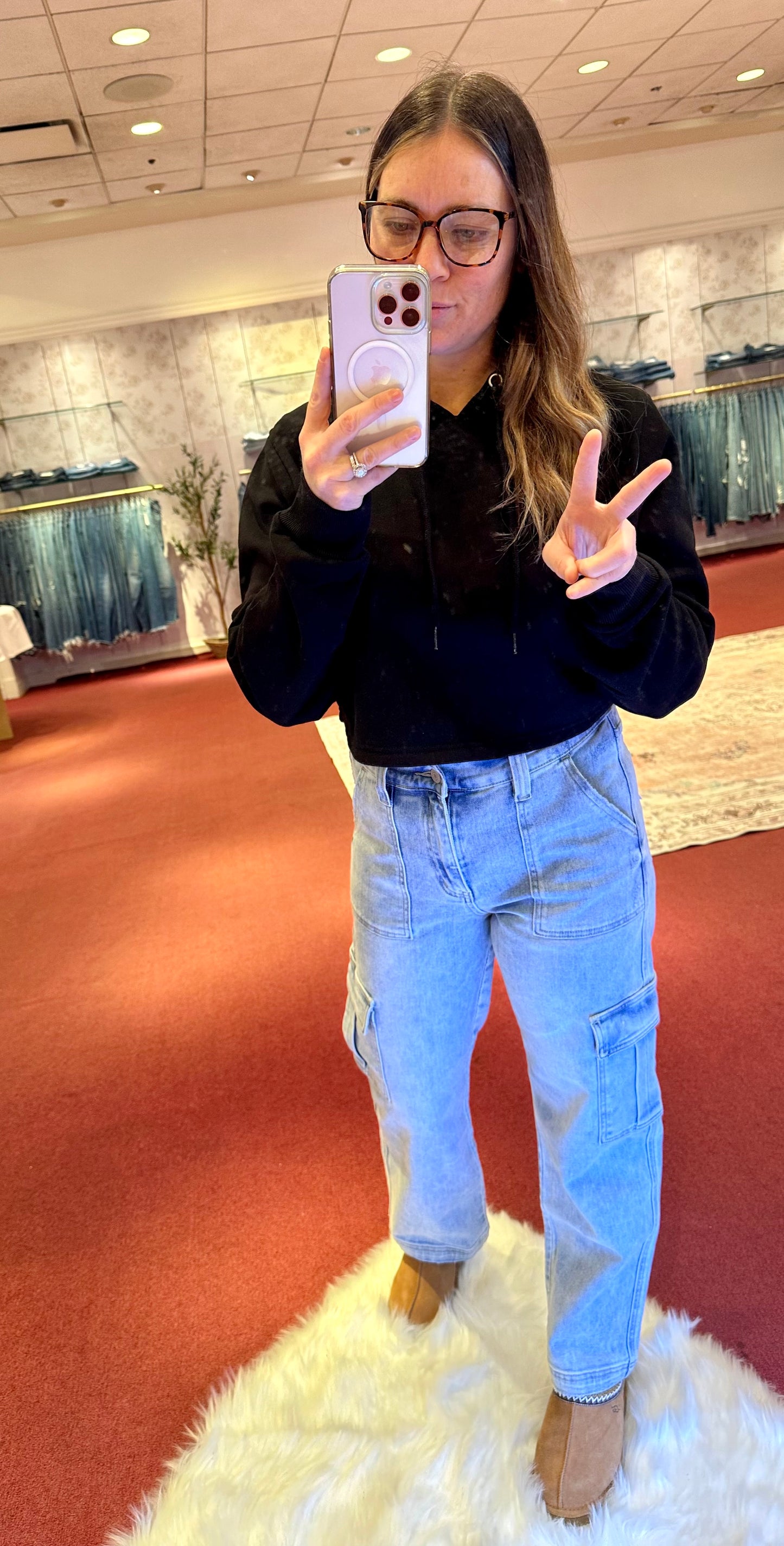 MAKING PLANS CROPPED HOODIE