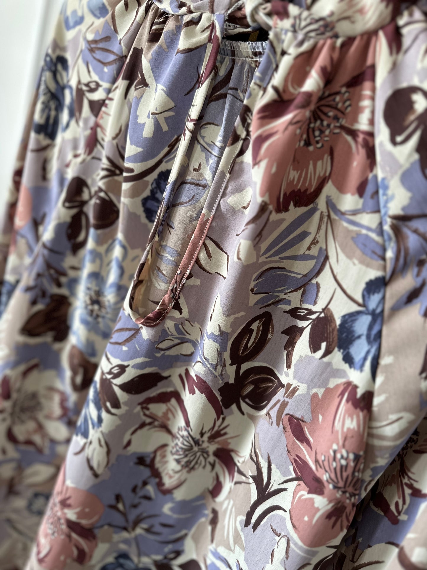 VIOLET FLORAL BLOUSE