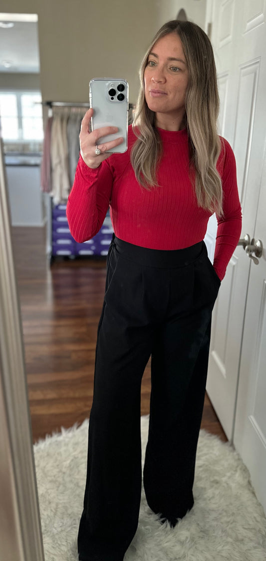 MOCK ME RIBBED BODYSUIT