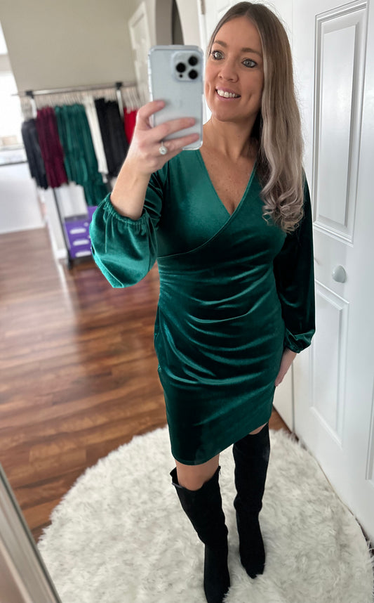 ALL I WANT VELVET DRESS