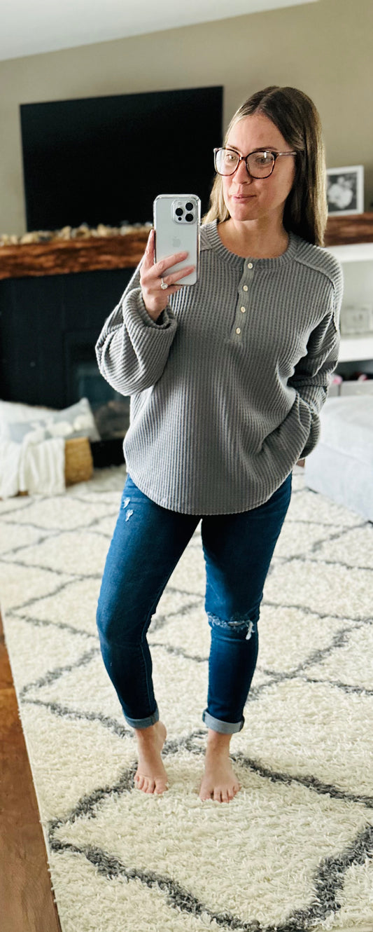 COURTNEY HENLEY THERMAL TOP