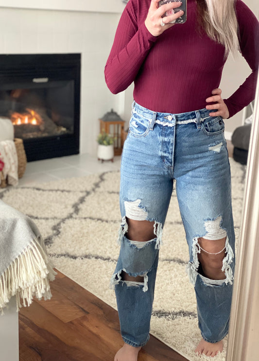 KAN CAN HIGH RISE BOYFRIEND JEANS